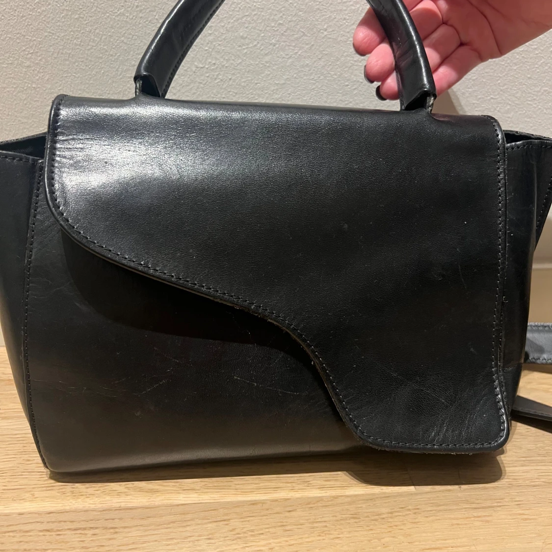 ATP Arezzo Svart  - 1