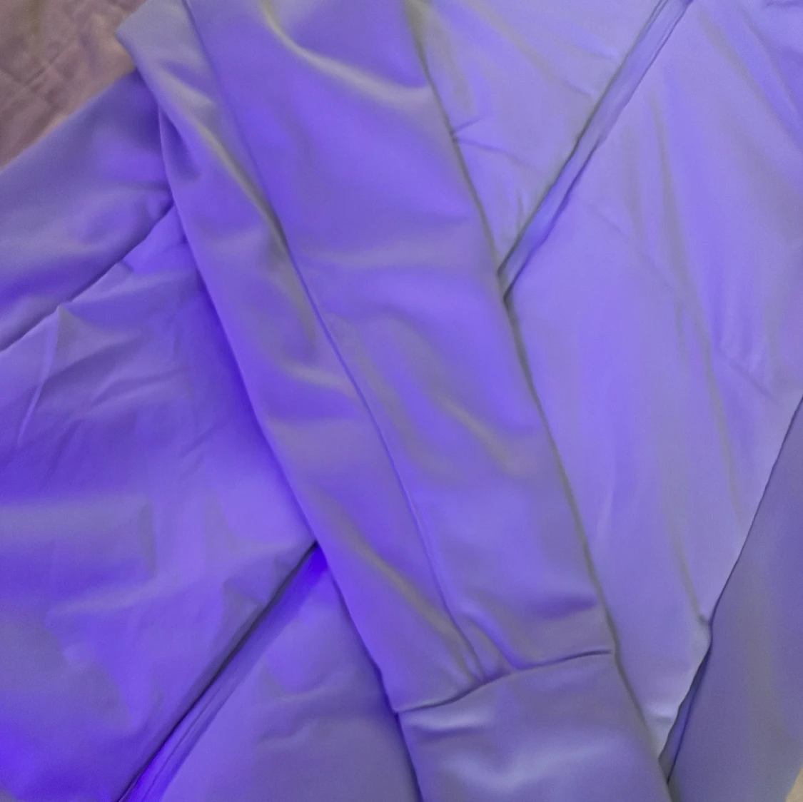 Ljusblå vindjacka med huva - 1