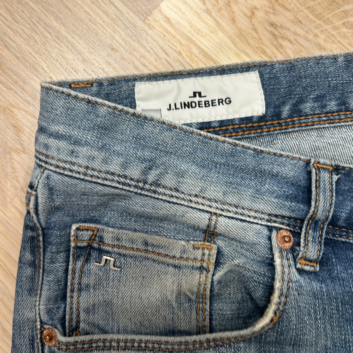 Blå slim jeans från J.Lindeberg - 3