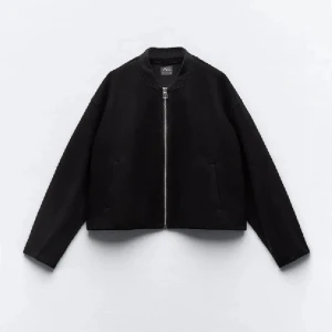 Svart bomberjacka från Zara - Svarh jacka 