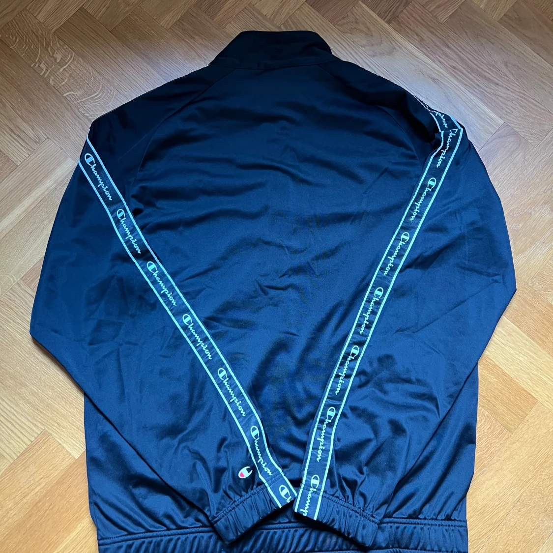 Trackjacket  - 1