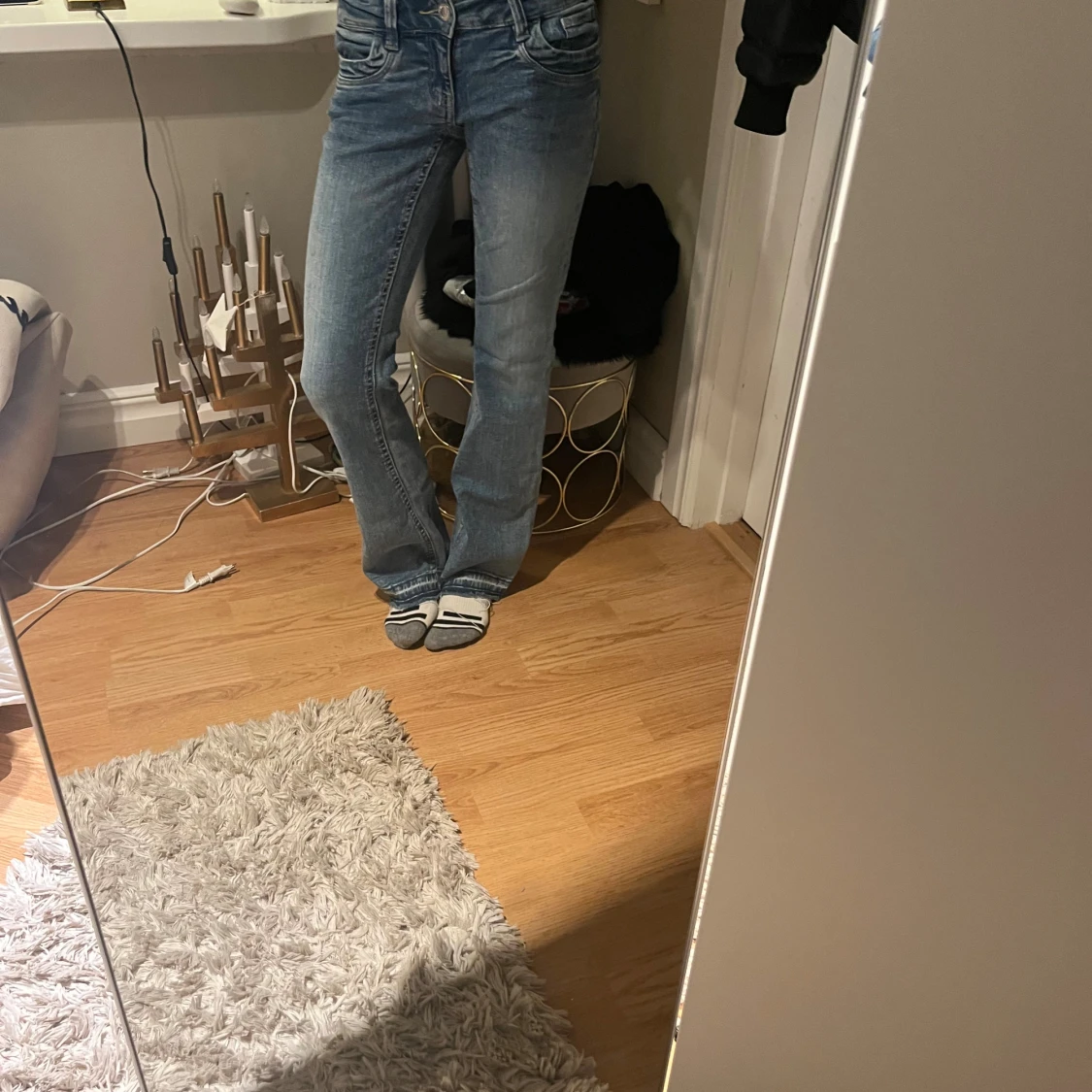 Lågmidjade bootcut jeans i ljusblå denim - 3