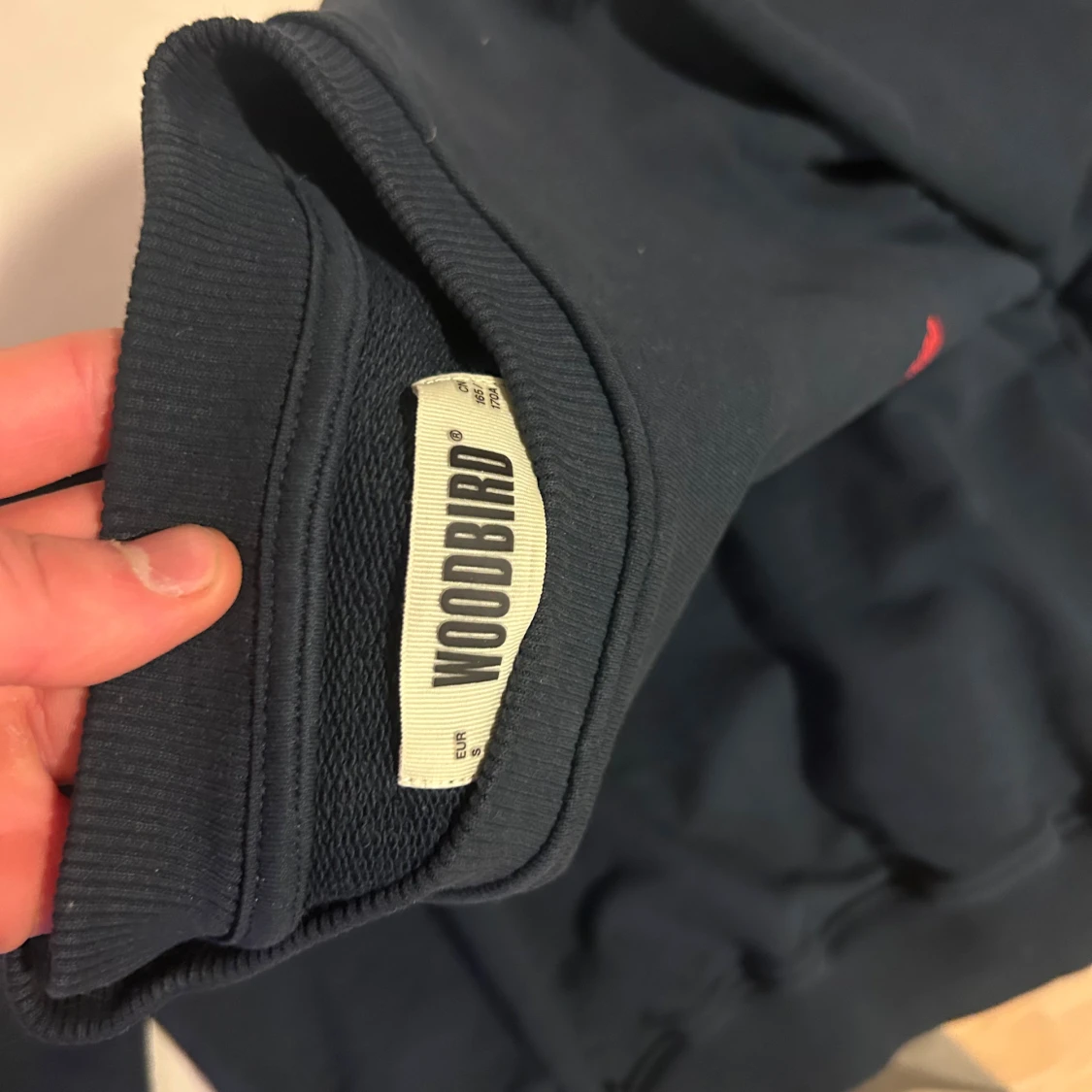 Mörkblå sweatshirt från Woodbird - 3