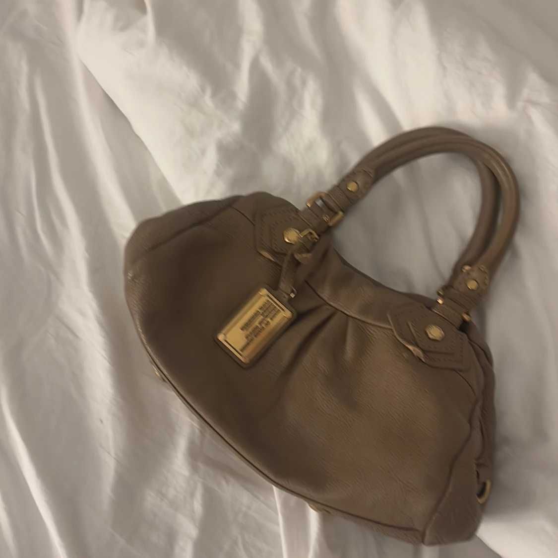 Beige handväska från Marc Jacobs