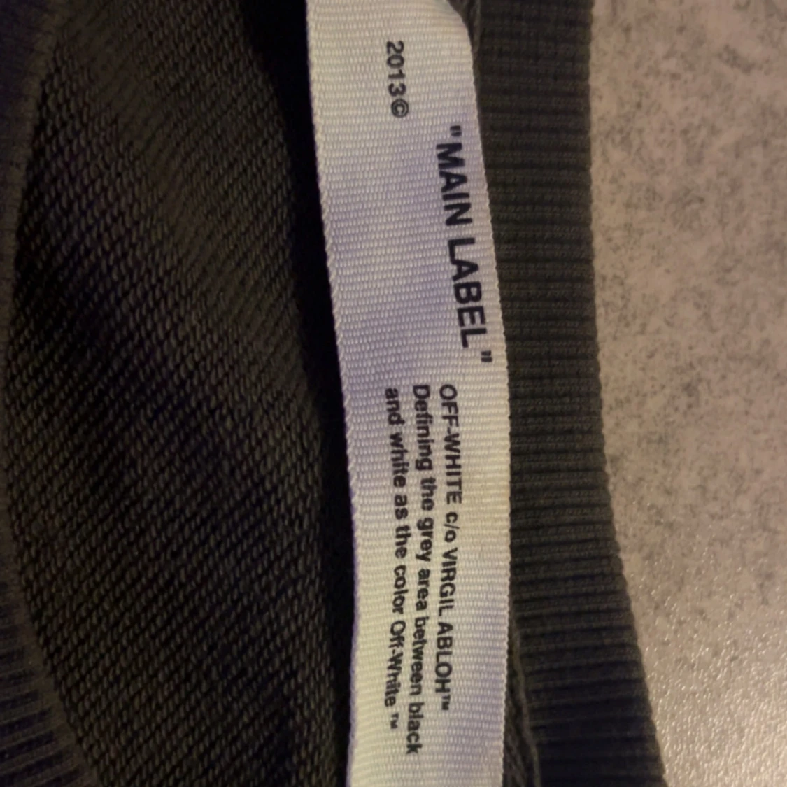 Off-White svart sweatshirt  - 2