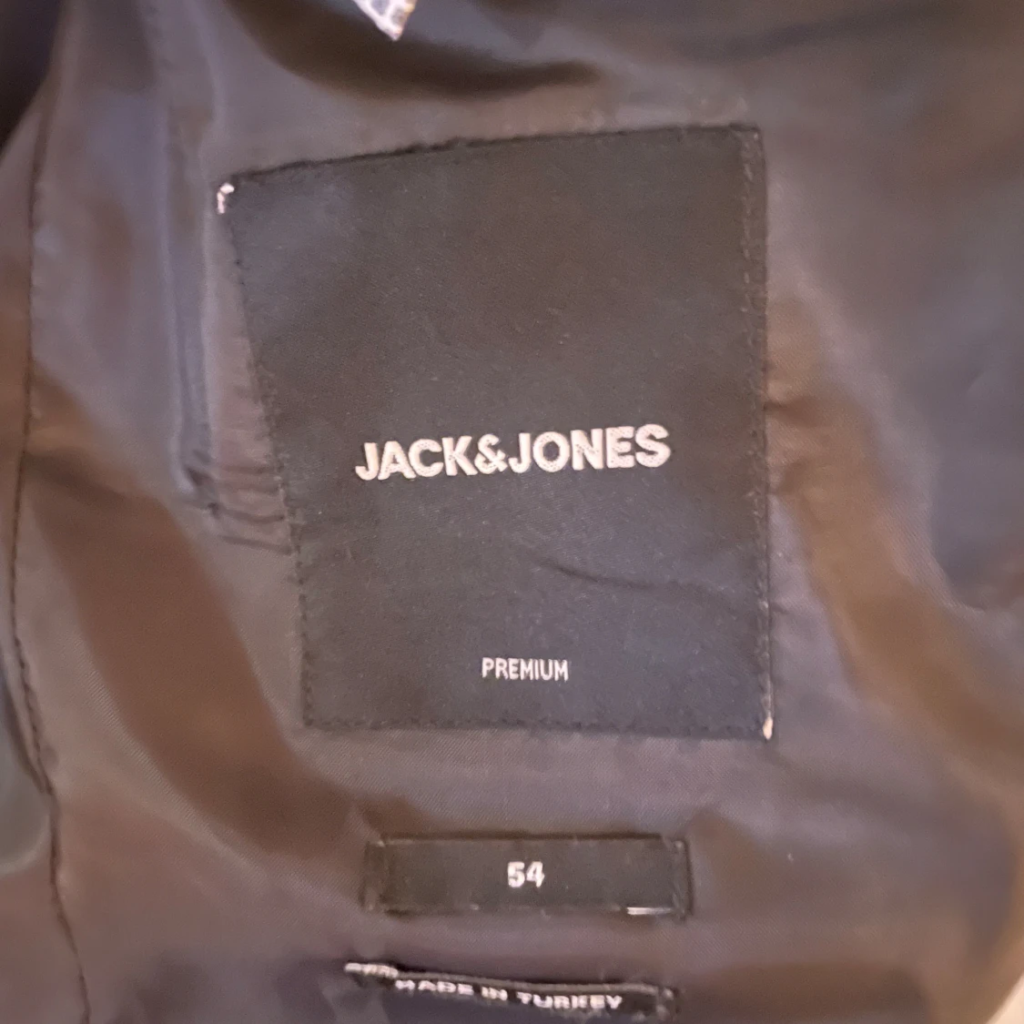 Mörkblå kavaj Jack & Jones strl 54 och byxor - 1