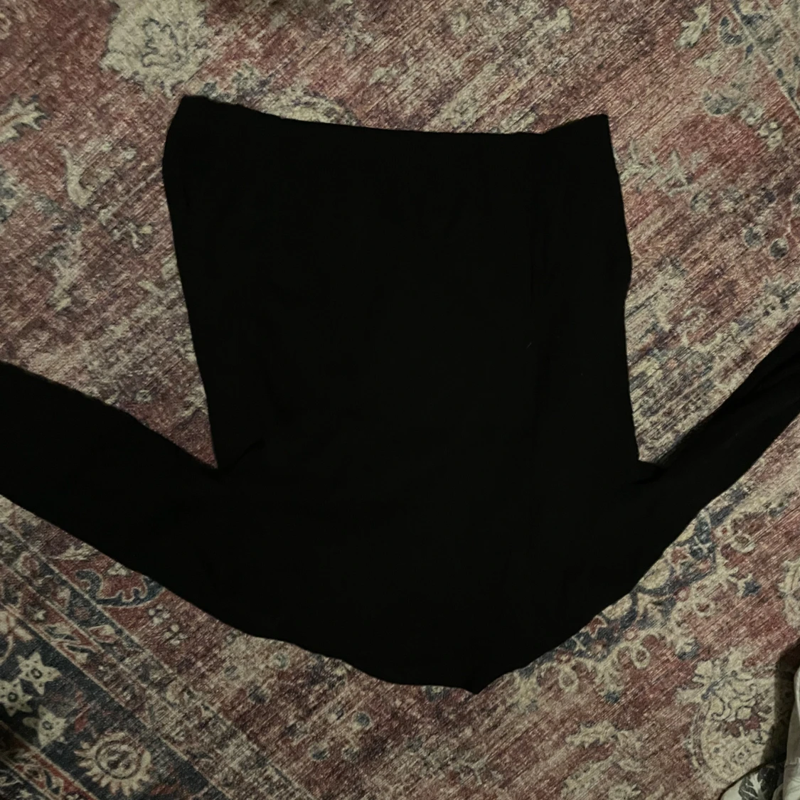 Svart kofta med dragkedja från Bläck - 3