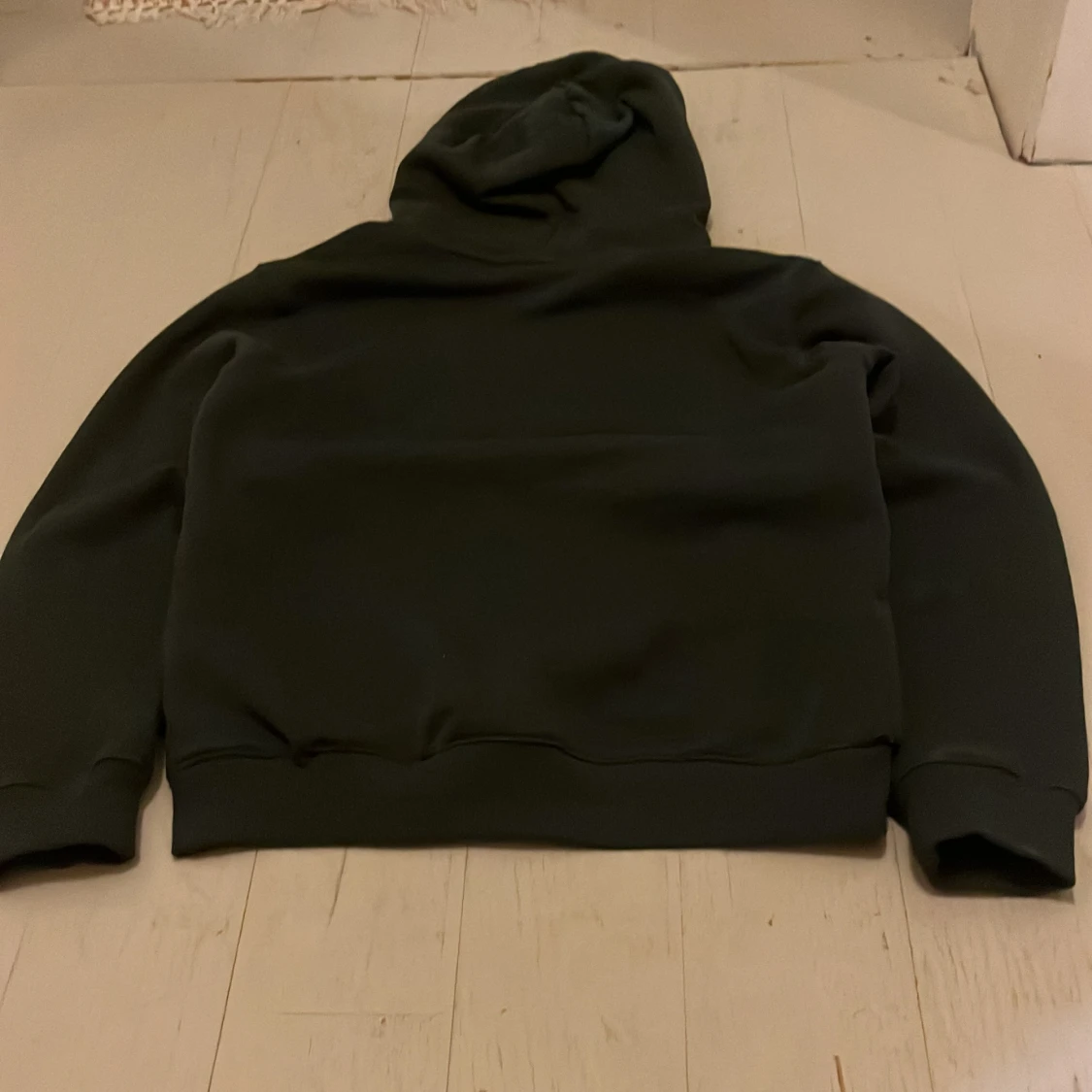 Mörk grön hoodie med mjuk fleece - 1