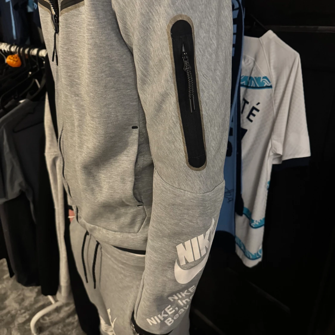 Nike tech set - 2