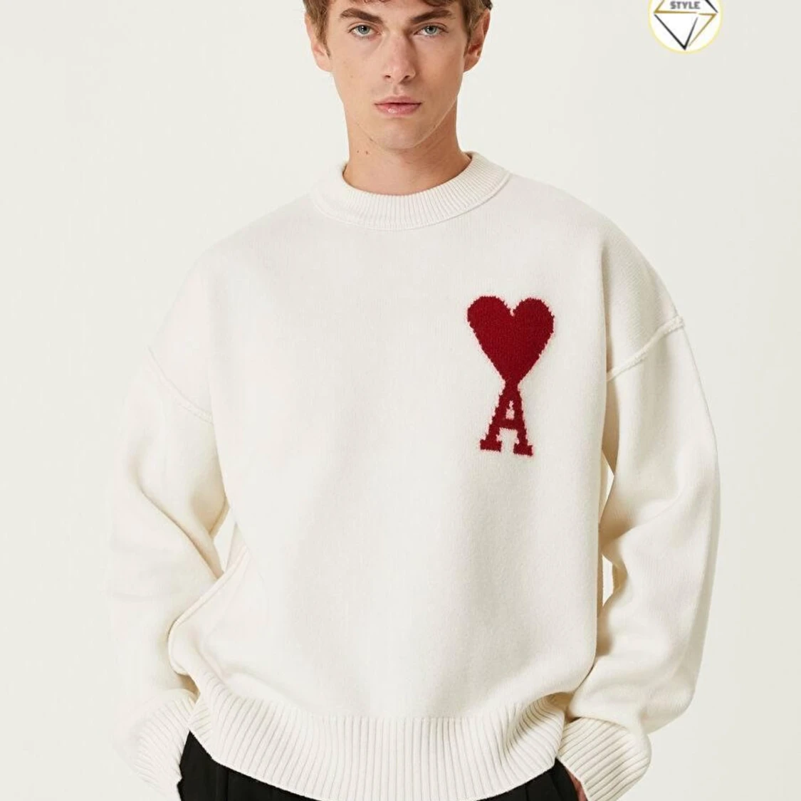 Ami stickad tröja med rött hjärta - 2