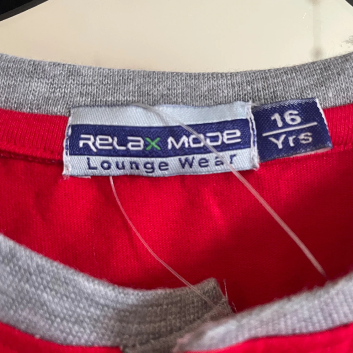 College t-shirt från Relax Mode - 2