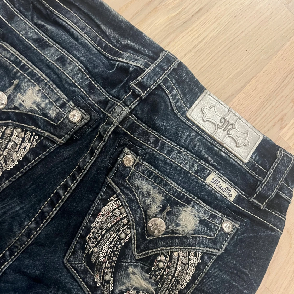 Miss Me jeans med paljettdetaljer - 1