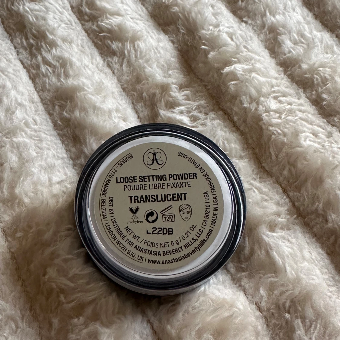 Anastasia Beverly Hills Loose Setting Powder - 1