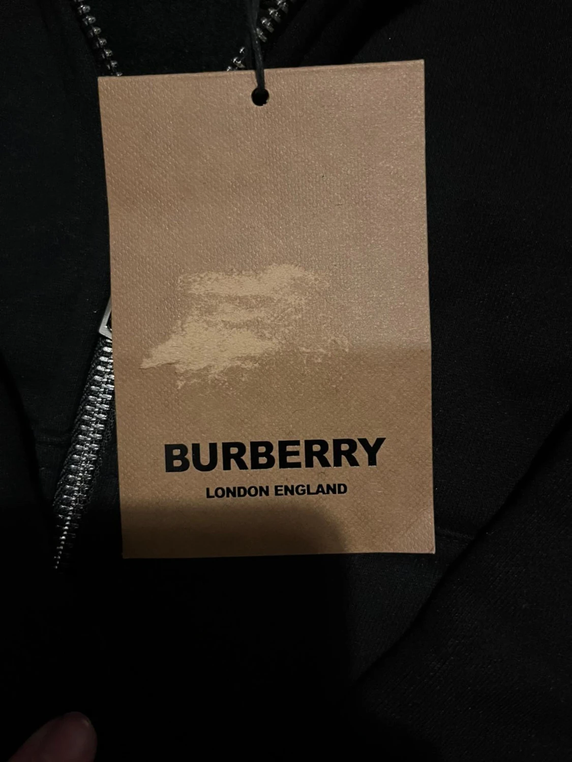 burberry zip - 2