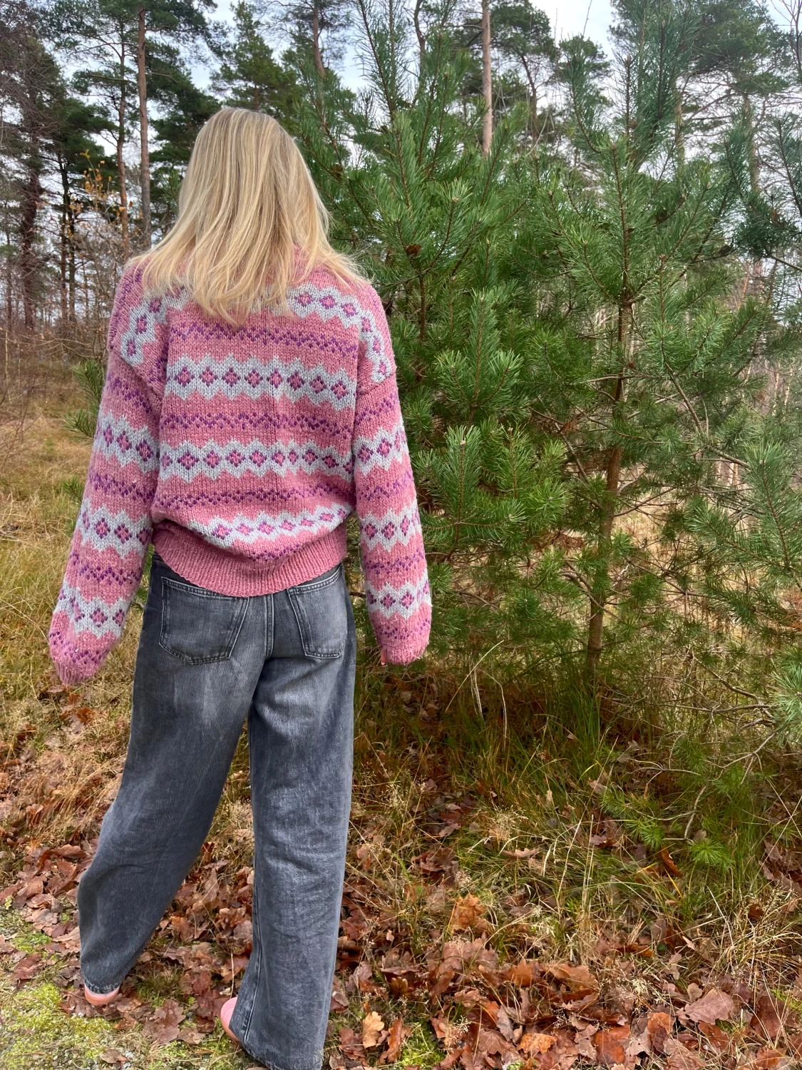 Rosa stickad tröja - 1