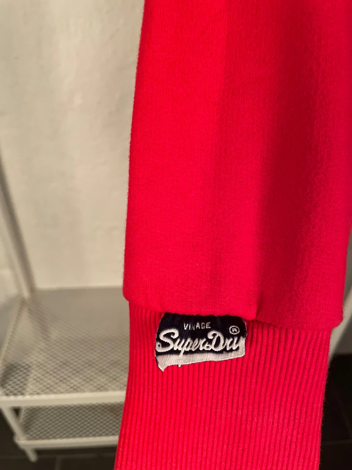 Röd Superdry hoodie med tryck - 3