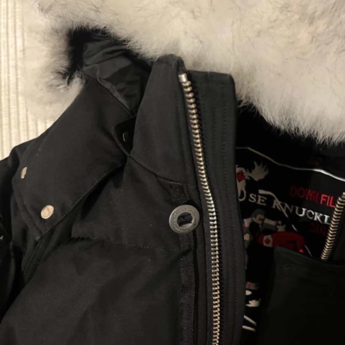 Svart Moose Knuckles dunjacka med päls - 1