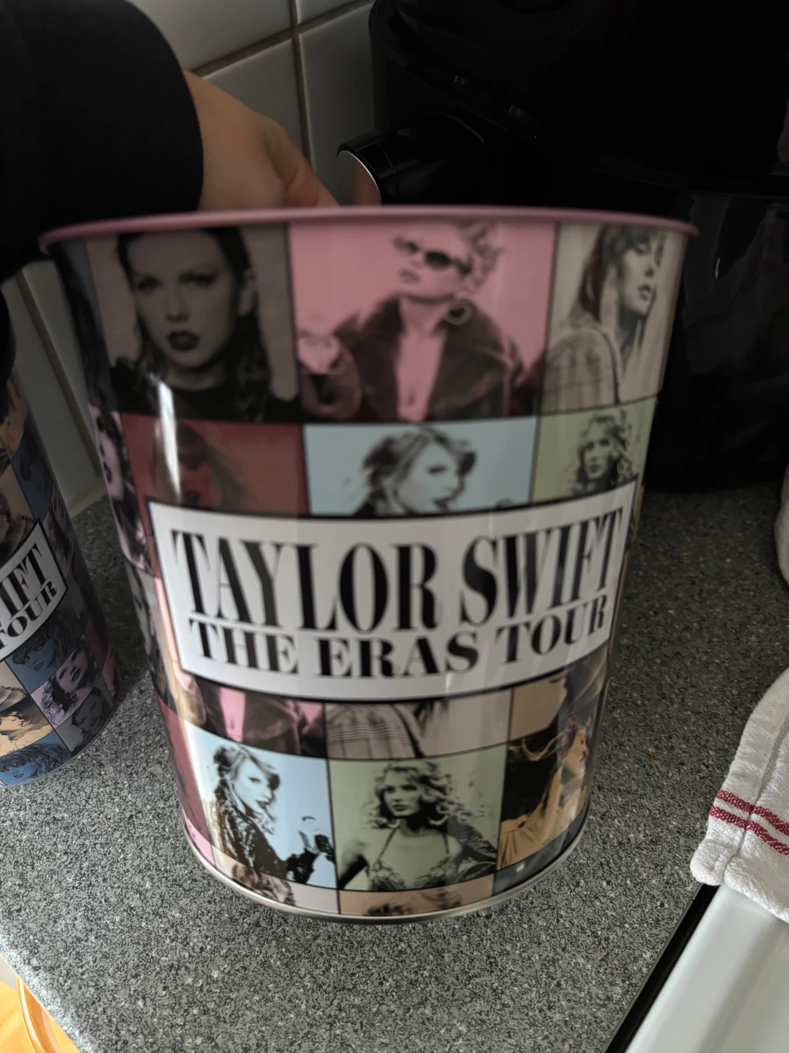 Taylor Swift The Eras Tour souvenir set - 1