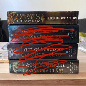 The Lost Hero Percy Jackson - Säljer en helt oläst bok: The Lost Hero