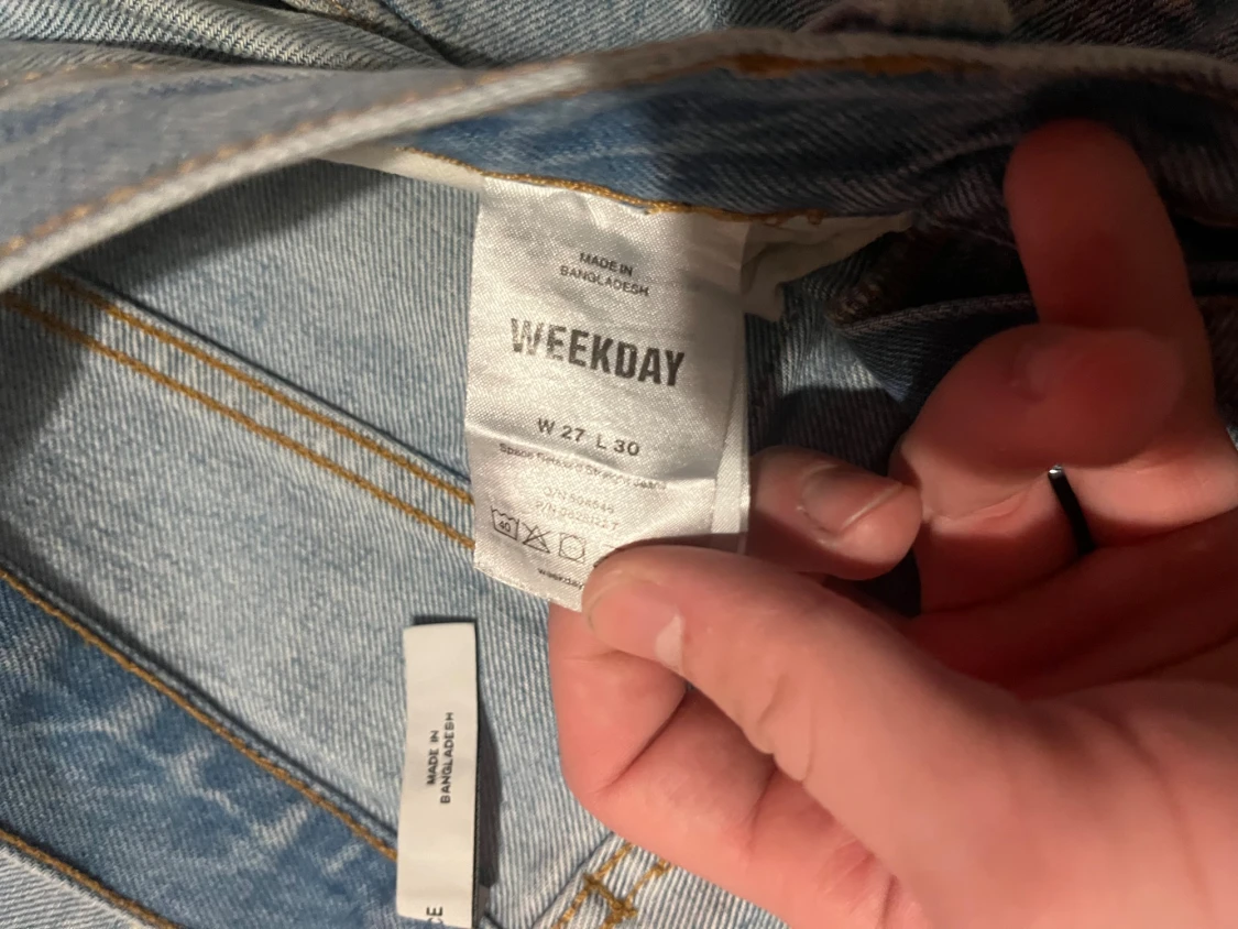 Weekday ljusblå raka jeans W27 L30 - 2