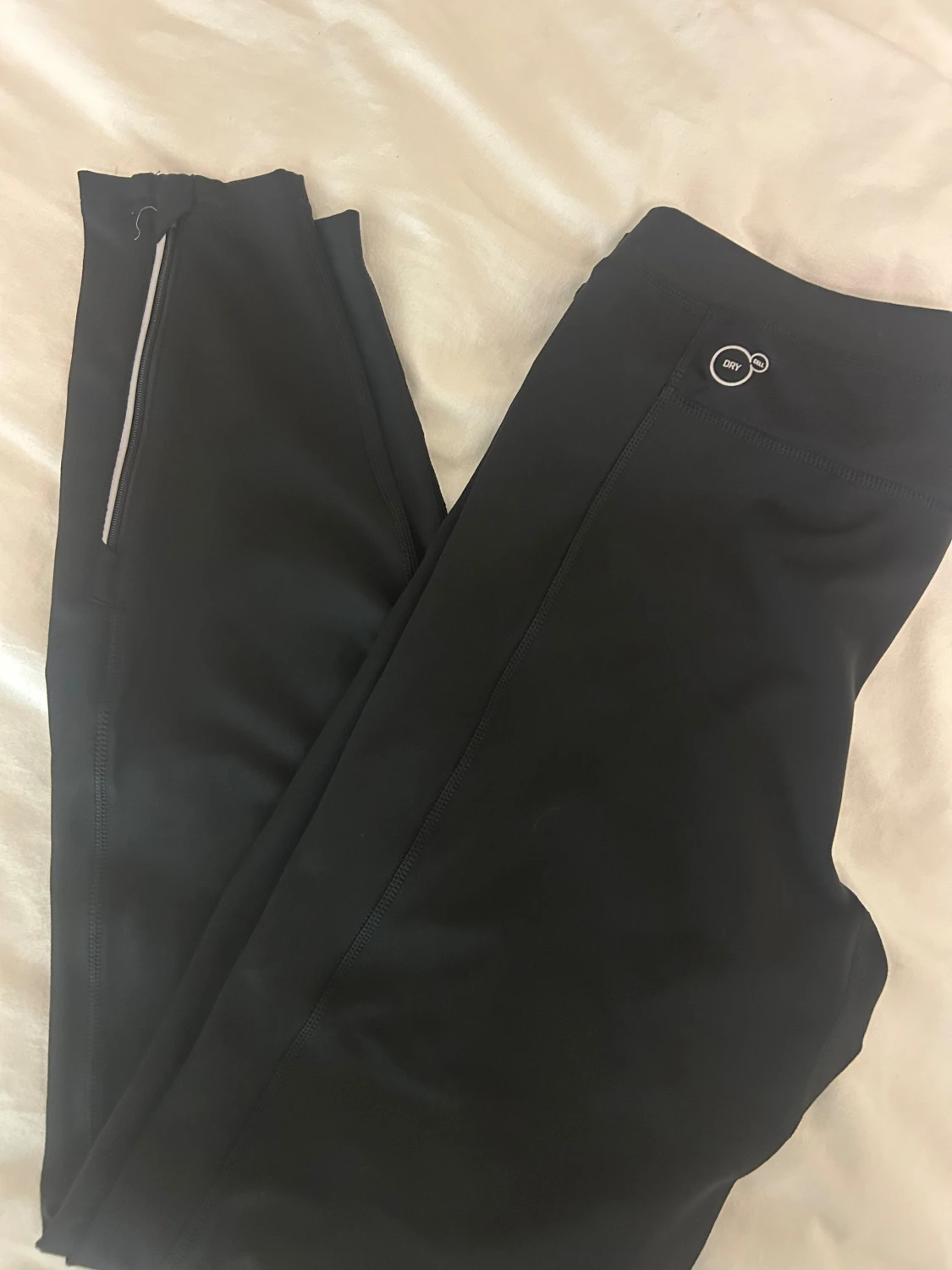 Svarta träningsleggings från Puma - 2