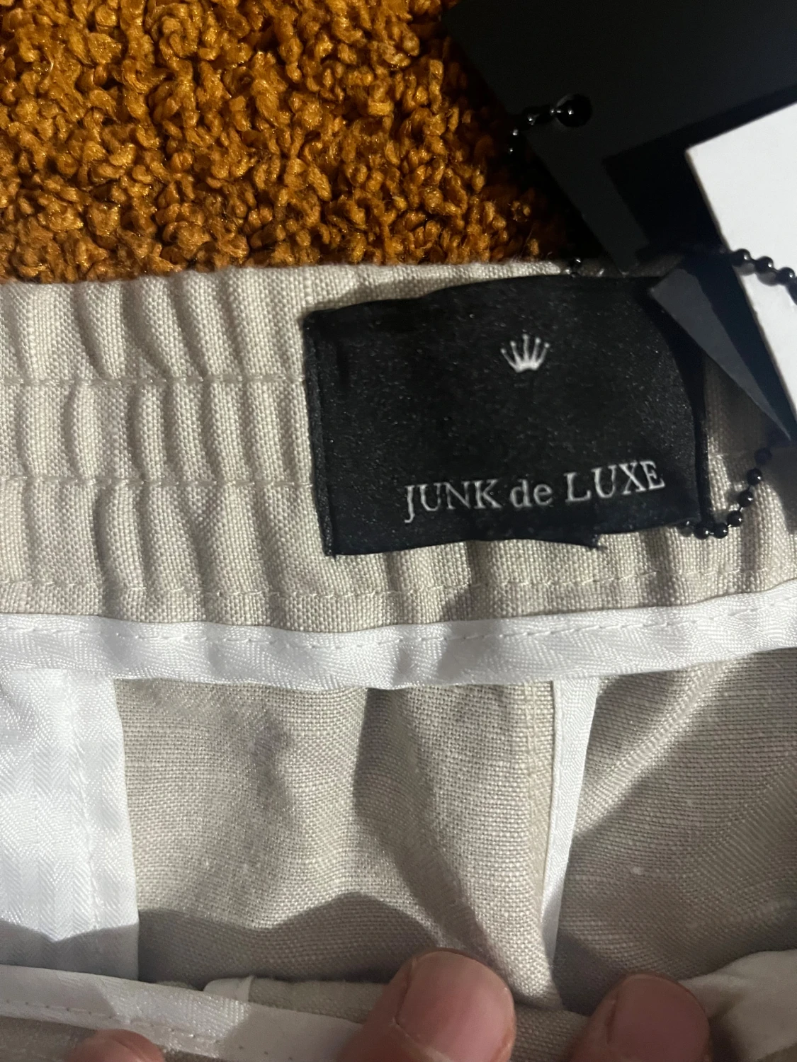 Ljusbeige linnebyxor från Junk de Luxe  - 2