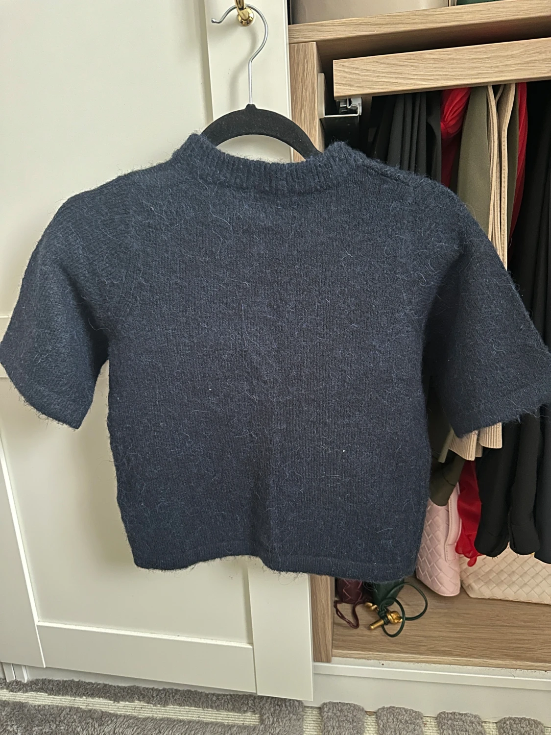 Mörkblå stickad kofta - Gina Tricot - 2