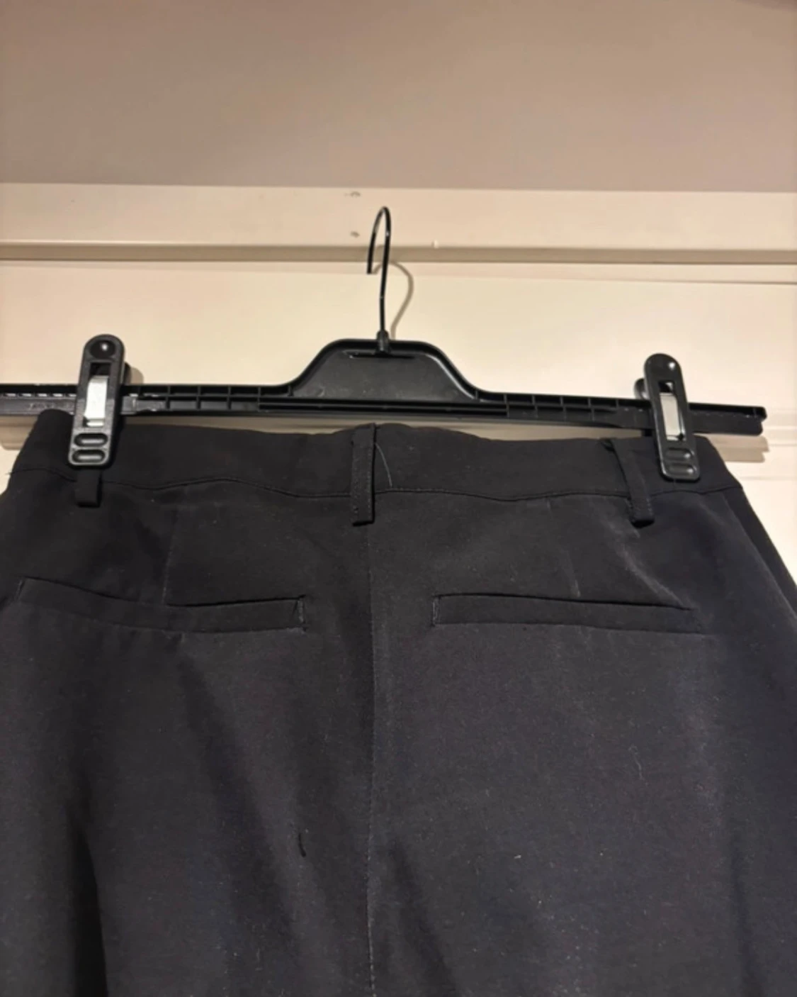 Svarta kostymbyxor med raka ben - 3