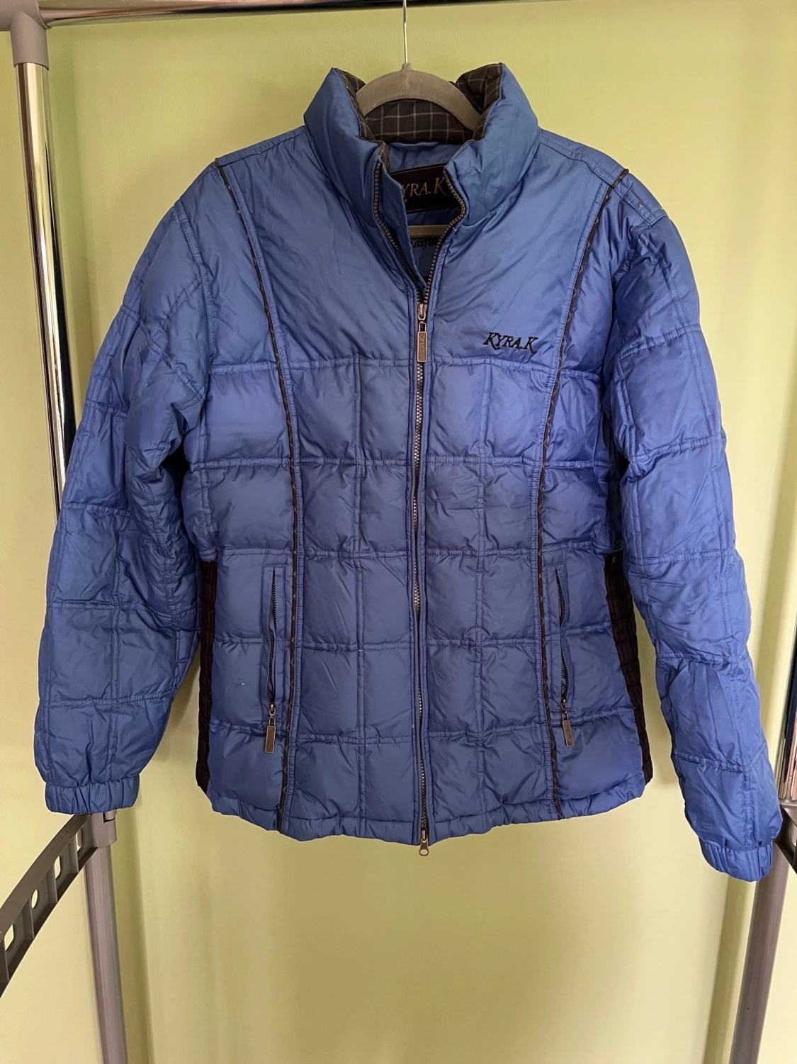 Blå pufferjacka från Kyra K