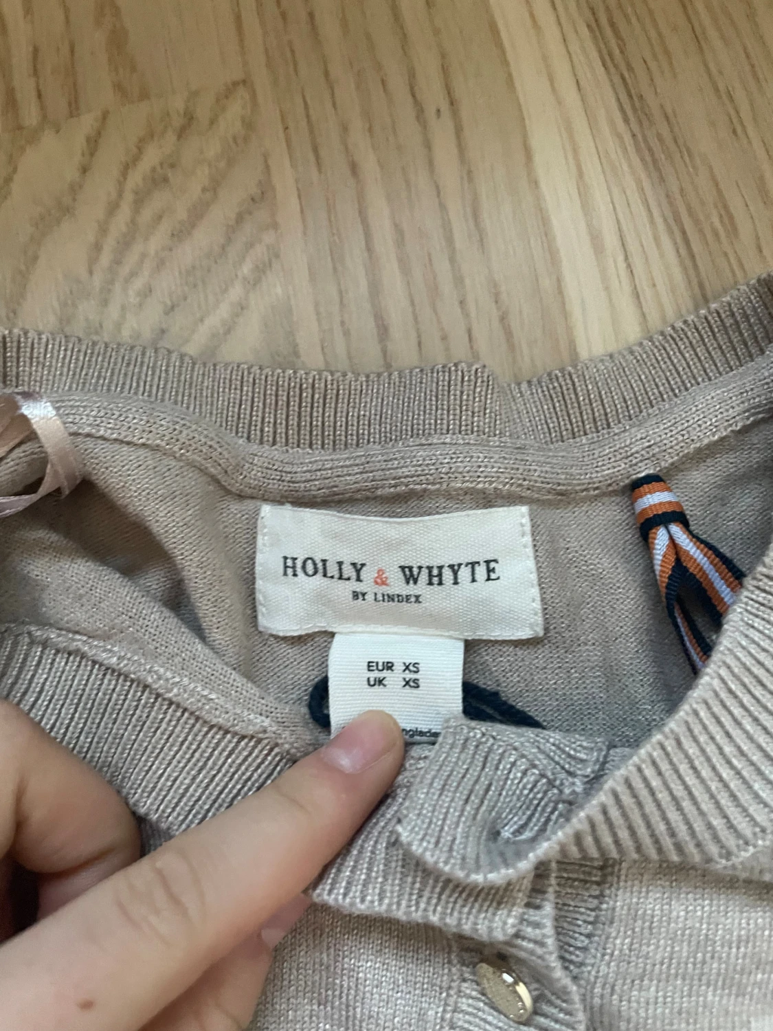 Beige kofta från Holly & Whyte XS - 3