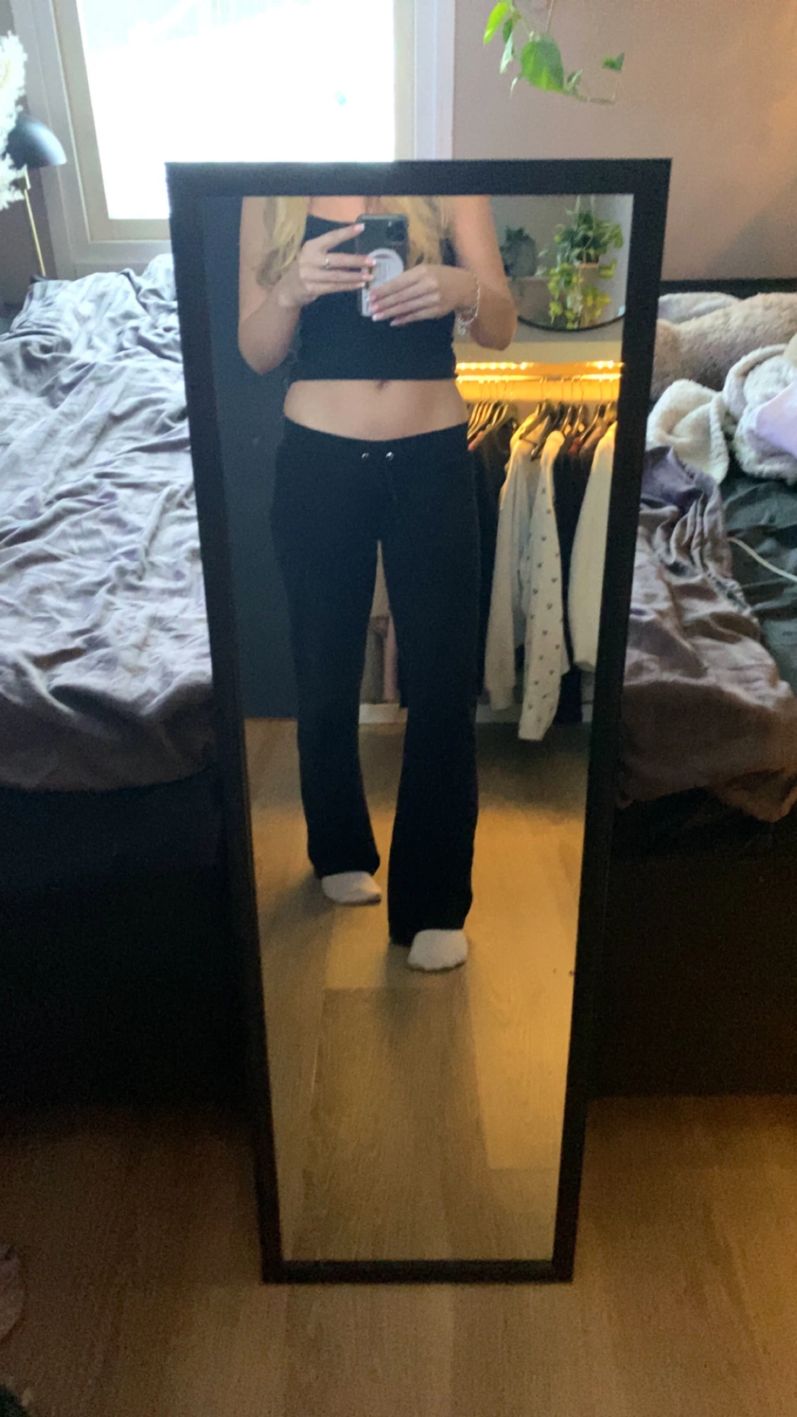 Svarta mjukisbyxor från hm 