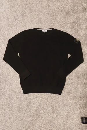 Stone Island Tröja  - Svart stickad tröja från Stone Island || Storlek M || Nytt Skick 
