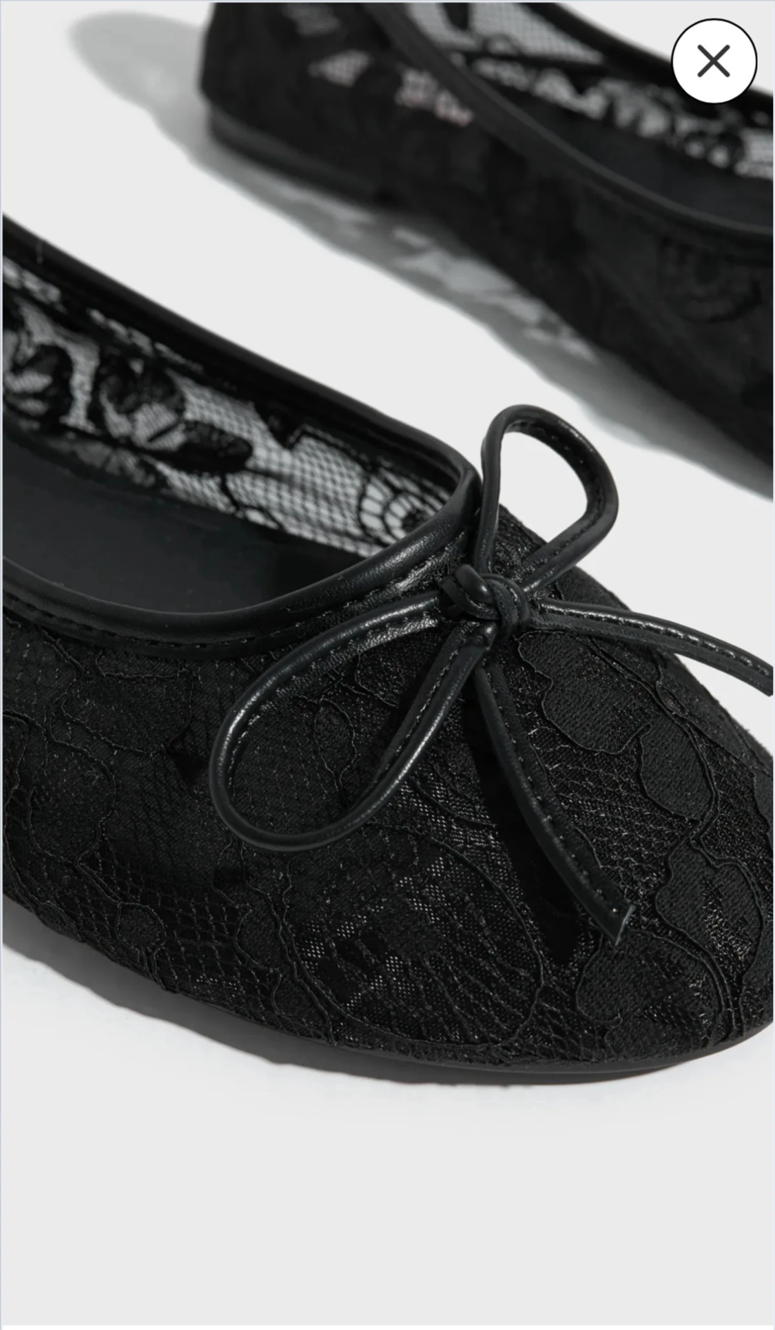 Svarta spetsballerinaskor med rosett - 2