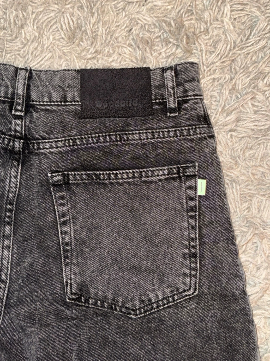Svarta Woodbird jeans  - 3