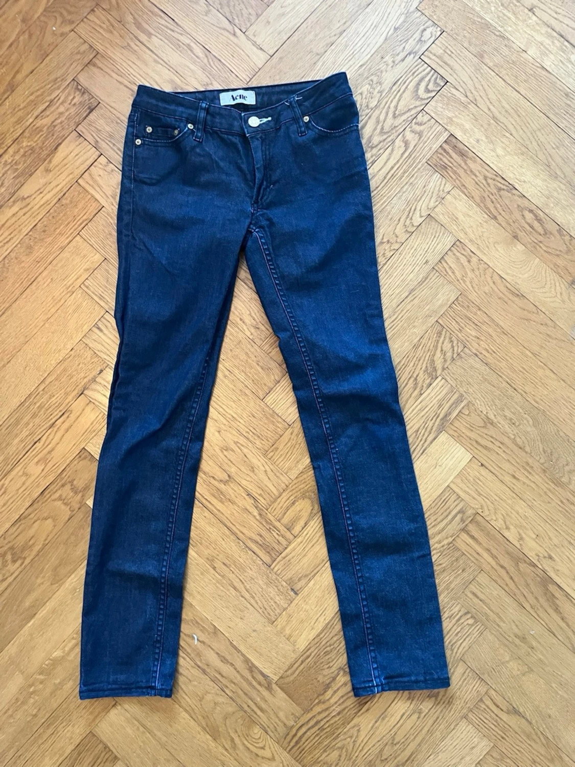 Mörkblå jeans från Acne Studios - 3