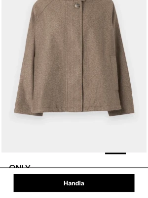 Beige kappa från ONLY - Beige kappa från ONLY,  oanvänd, lapp kvar💕
