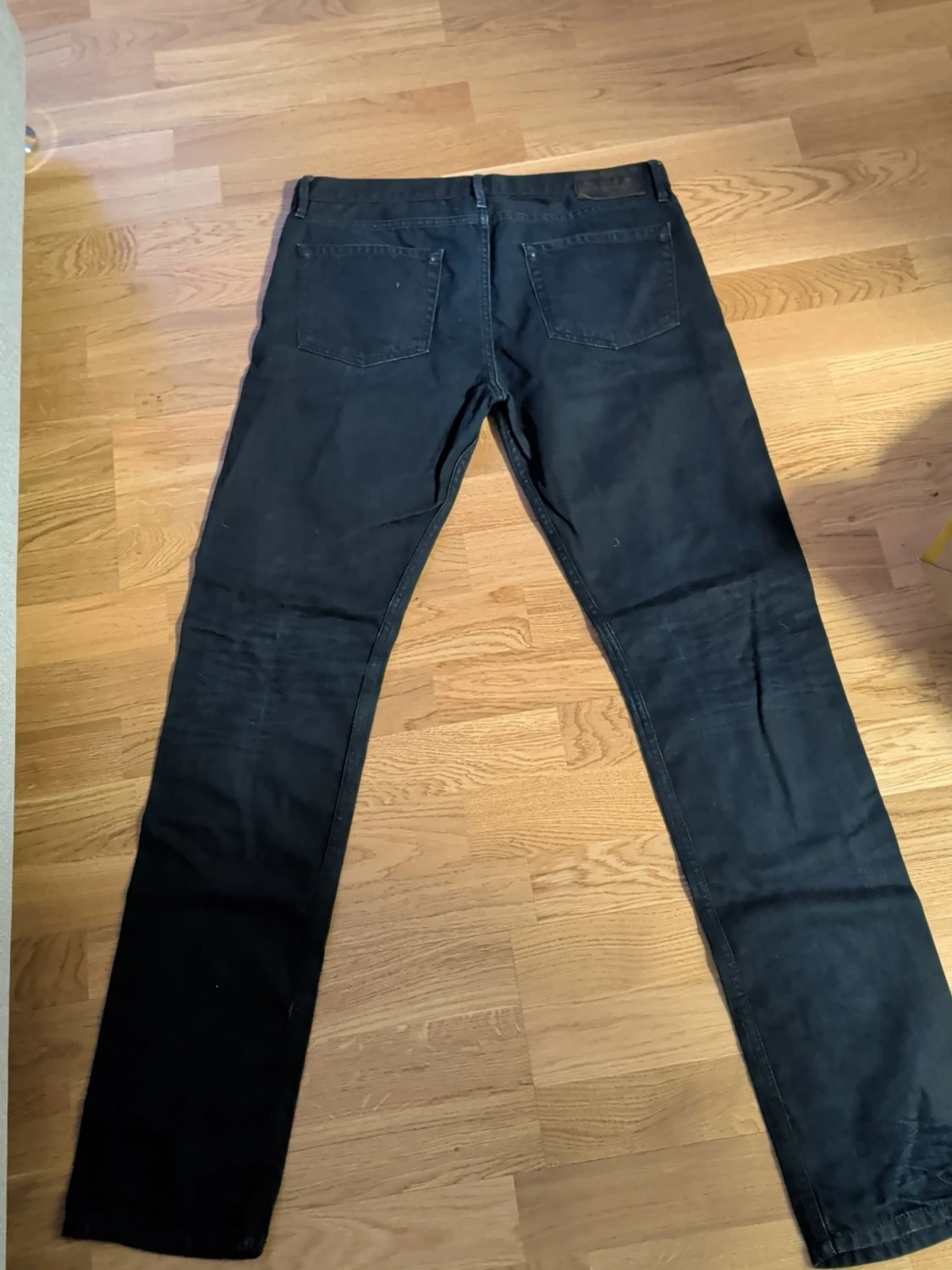 Svarta raka burberry jeans - 1