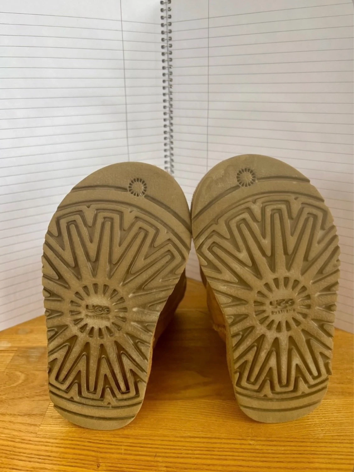 Bruna fårskinnsstövlar UGG - 4