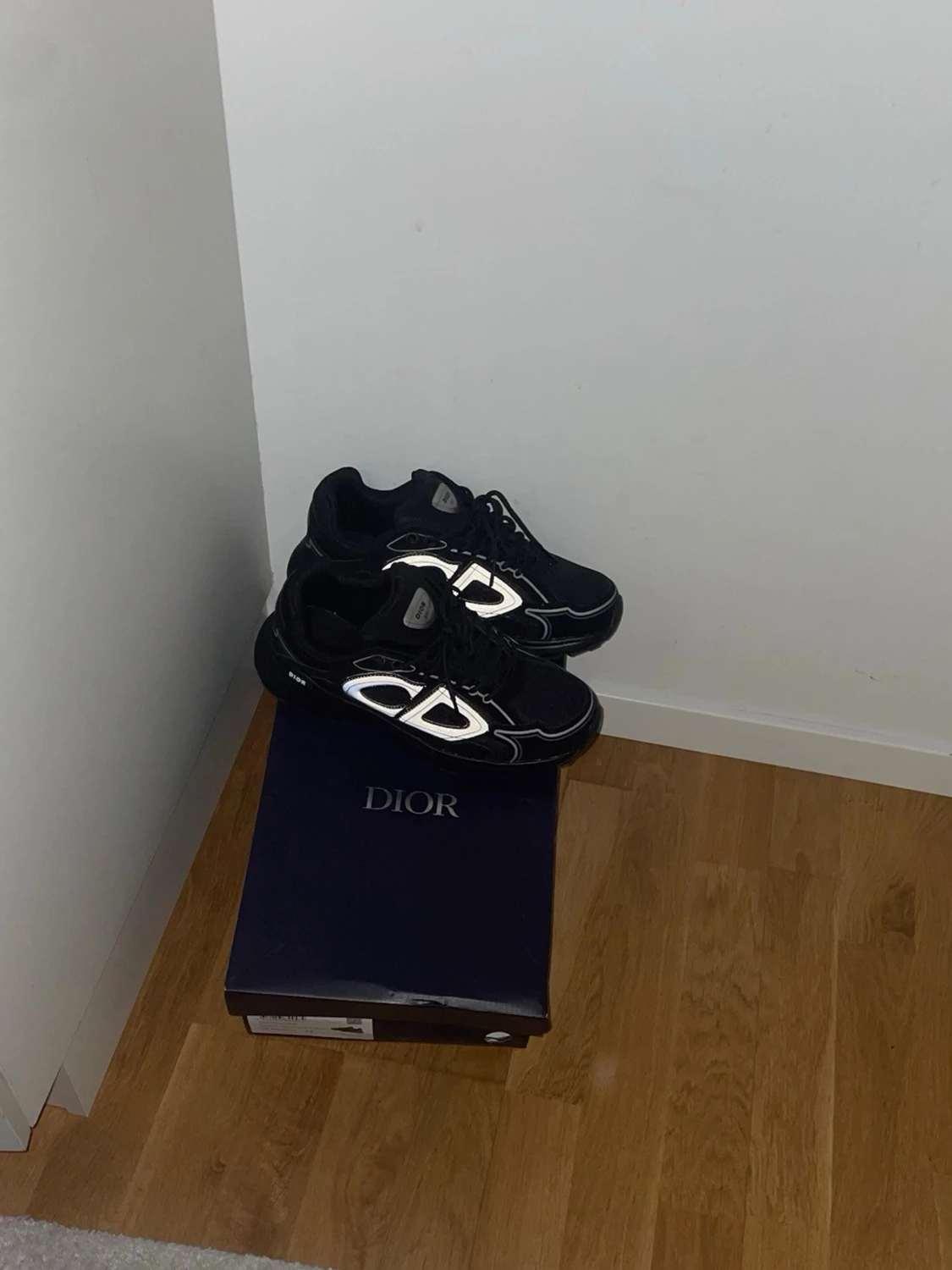 Svarta Dior B30 sneakers - 1