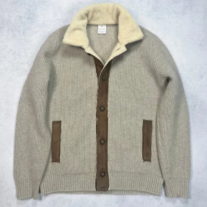Gran Sasso fur lined cardigan - – Condition: 9/10  – Retail price: 7000 +