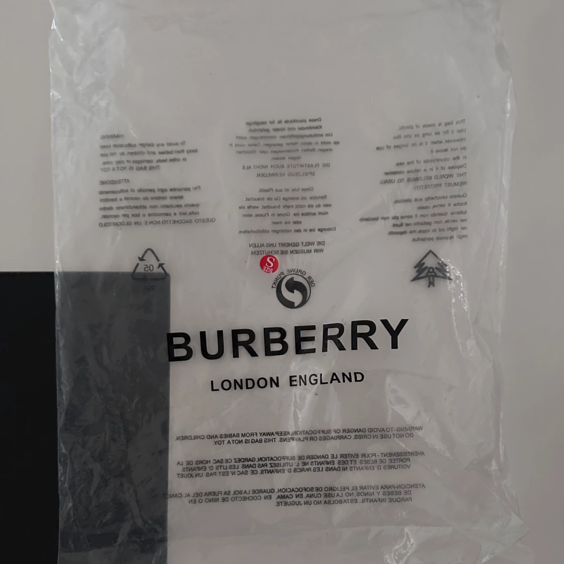 Svart hoodiejacka från Burberry - 2