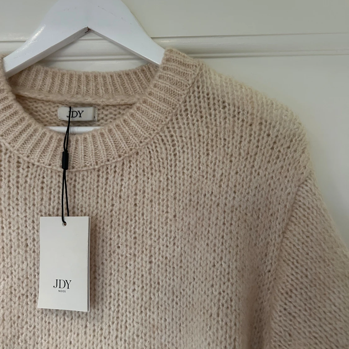 Beige stickad tröja från JDY - 1