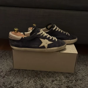 Golden Goose blå - Storlek/42, skick 6-7/10