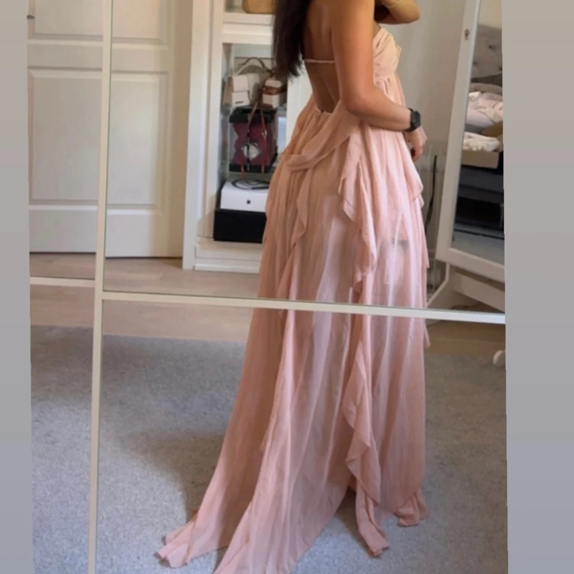 Ljusrosa långklänning från Miss Rosier - 1