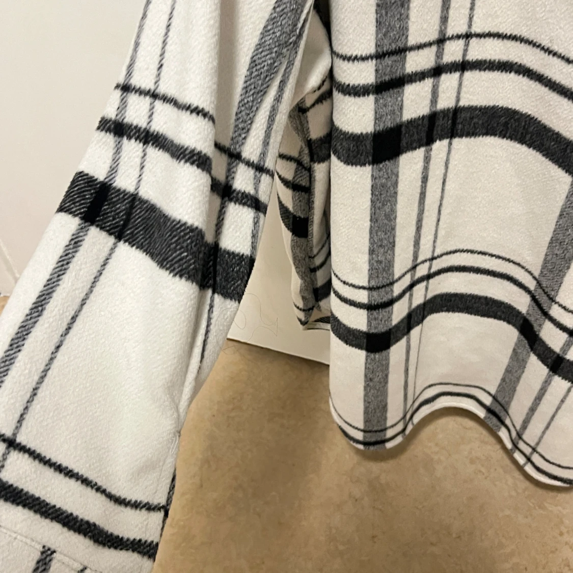 Rutig skjortjacka från Lindex i M - 1