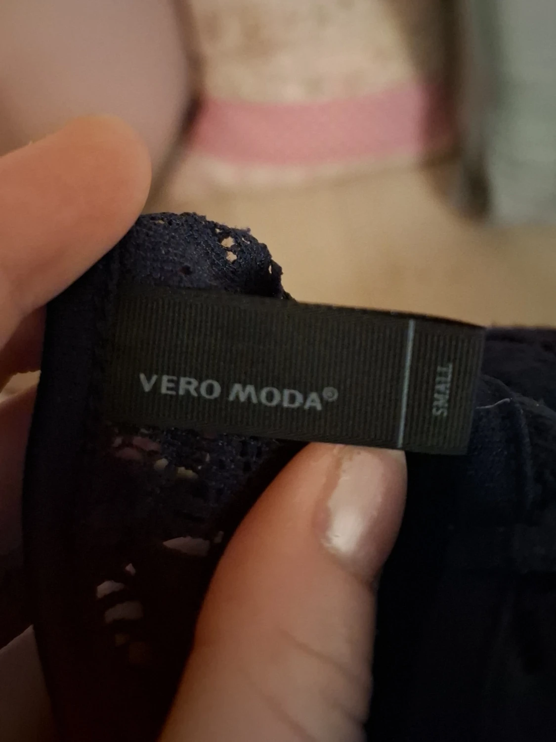 Svart spetsklänning från Vero Moda - 1