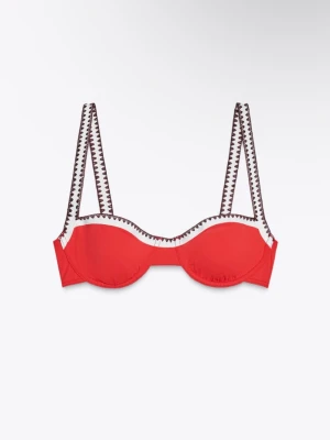 Bikini - Bikini, aldrig använd - storlek xs nederdel och m på överdel men känns som s 