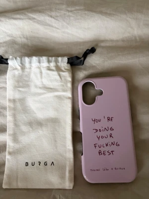 Burga mobilskal iPhone 17 - Helt nytt och oanvänt säljer för 500 ny pris 629kr