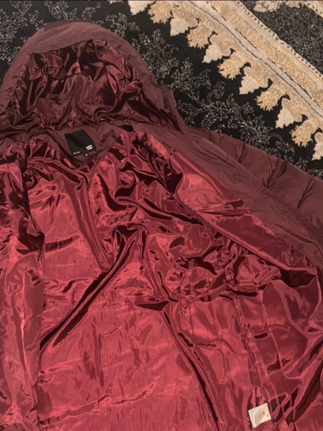 Vinröd lång pufferjacka från lager 157