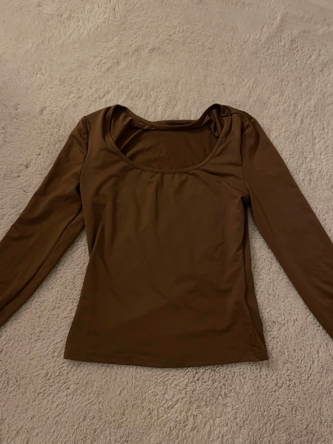 Brun långärmad topp